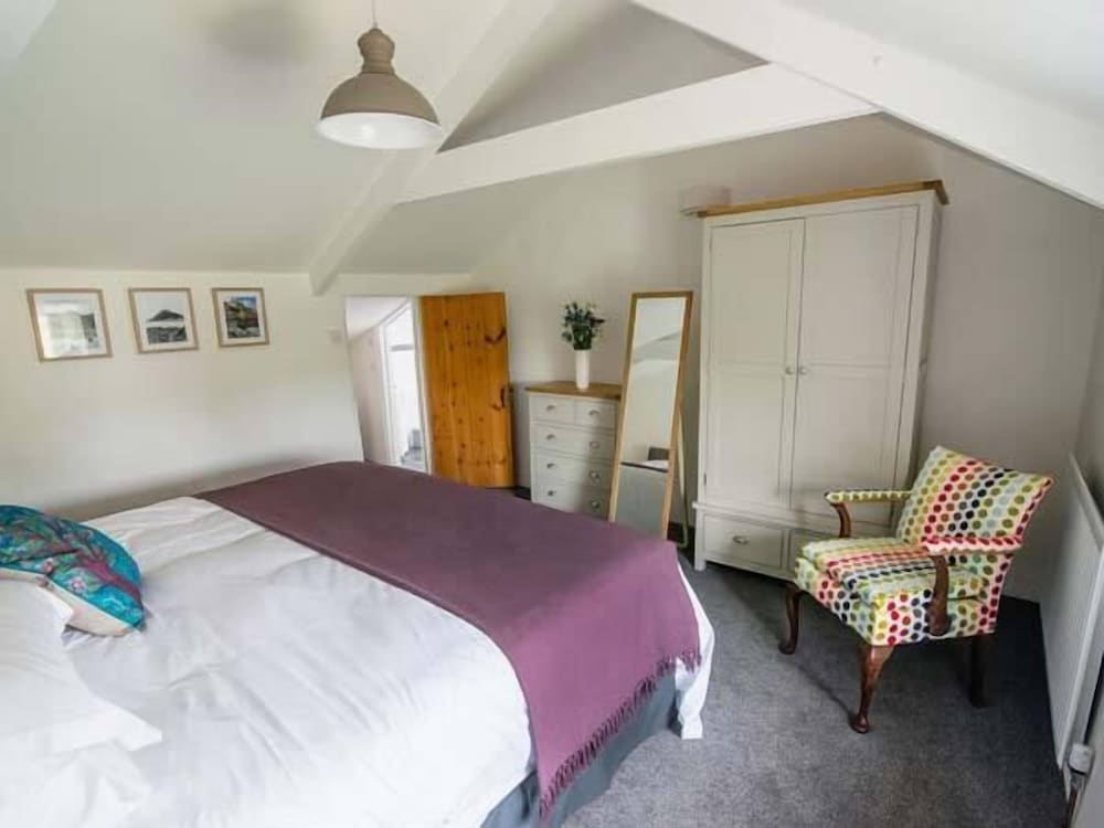 Five Elements Cottage