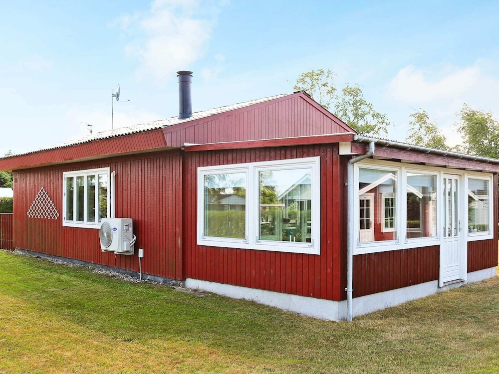 6 Person Holiday Home in Hadsund view 2
