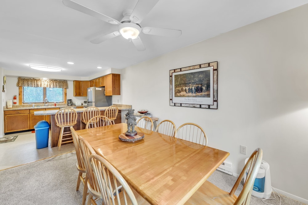 Pine Knot 62h - Retreat With Private Play Area 3 Bedroom Townhouse by The Summit at Gore Mountain