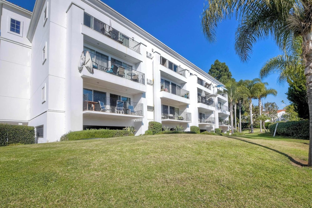 La Costa Gem - Condo for 3!