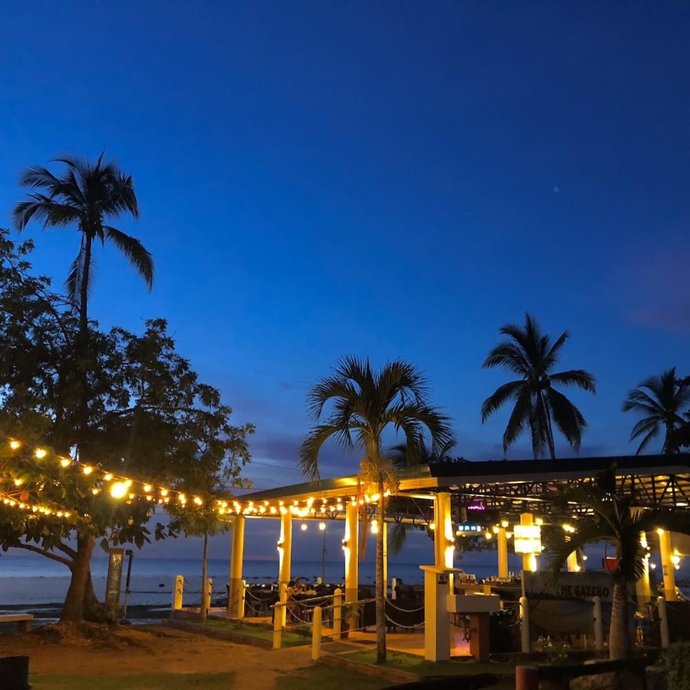 Durhan White Beach Resort powered by Cocotel