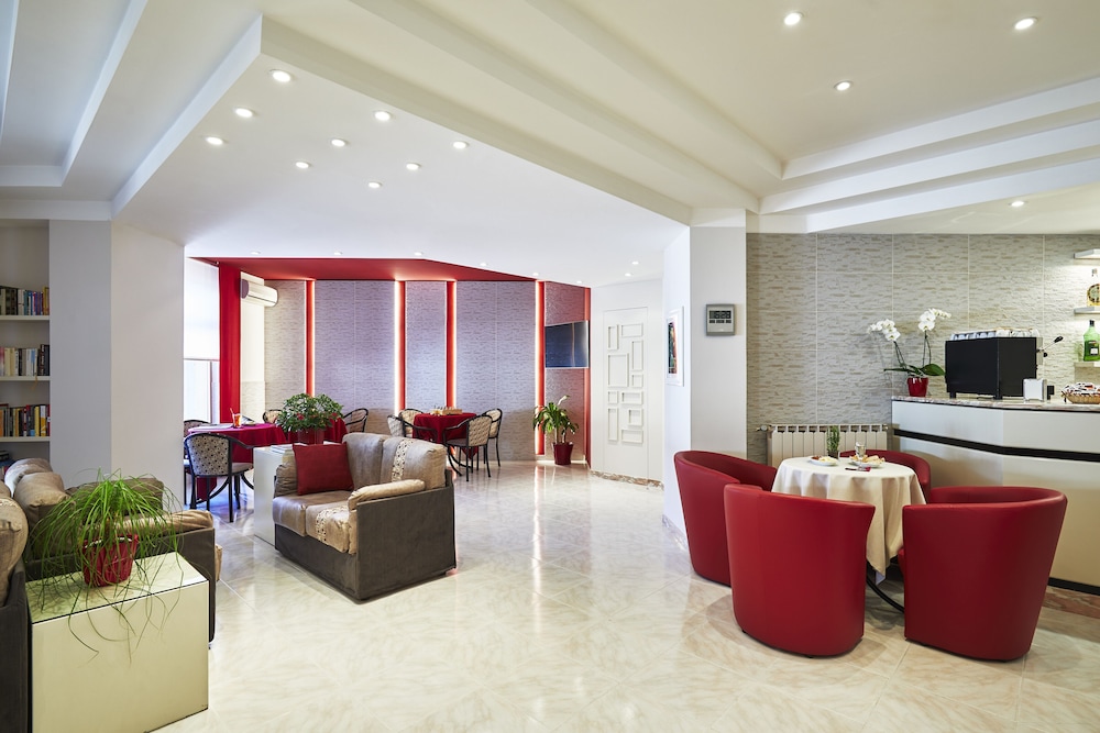 Hotel Santa Caterina Hotel & Bike - Image 1