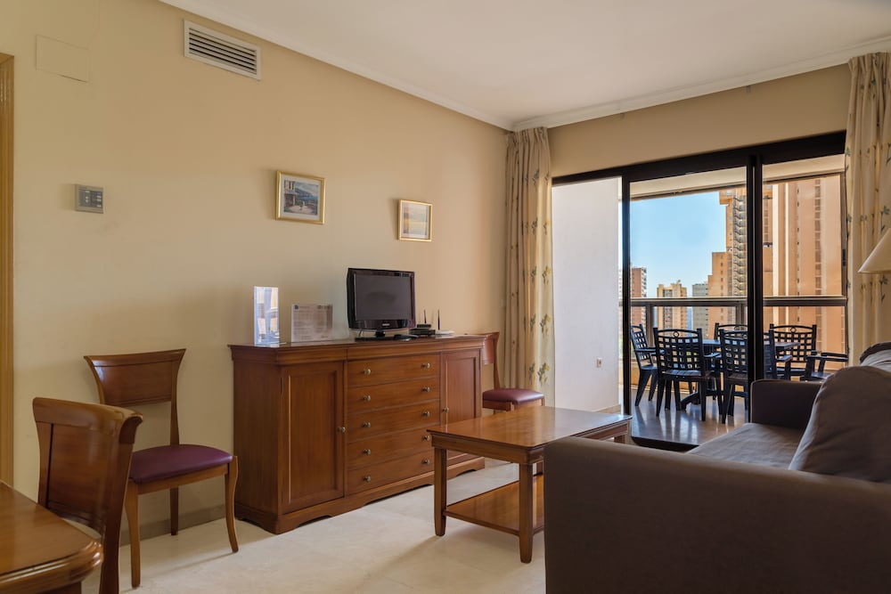 APARTAMENTOS GEMELOS 20 - BENINTER