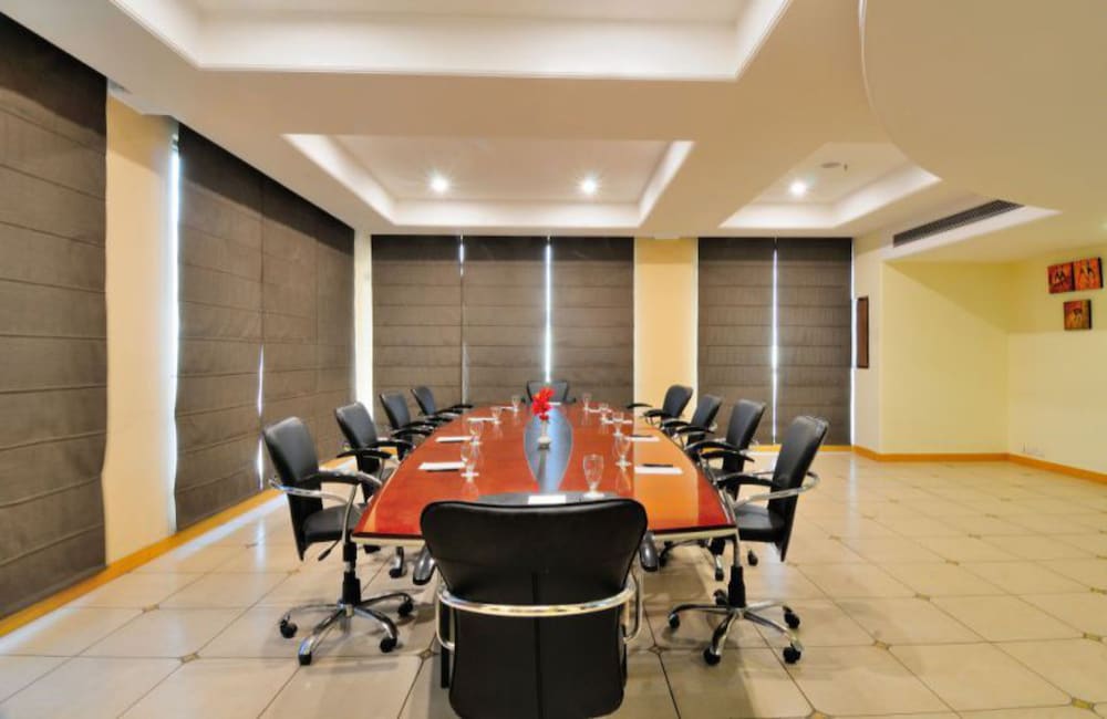 meeting & event spaces