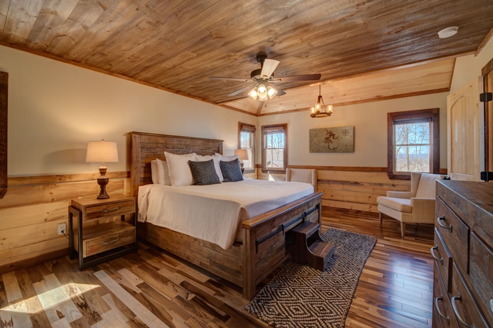Aska Easy Day by Escape to Blue Ridge view 5