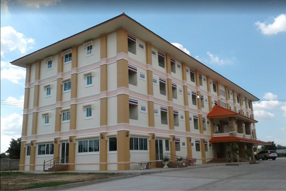 Chalerm Lak Mansion