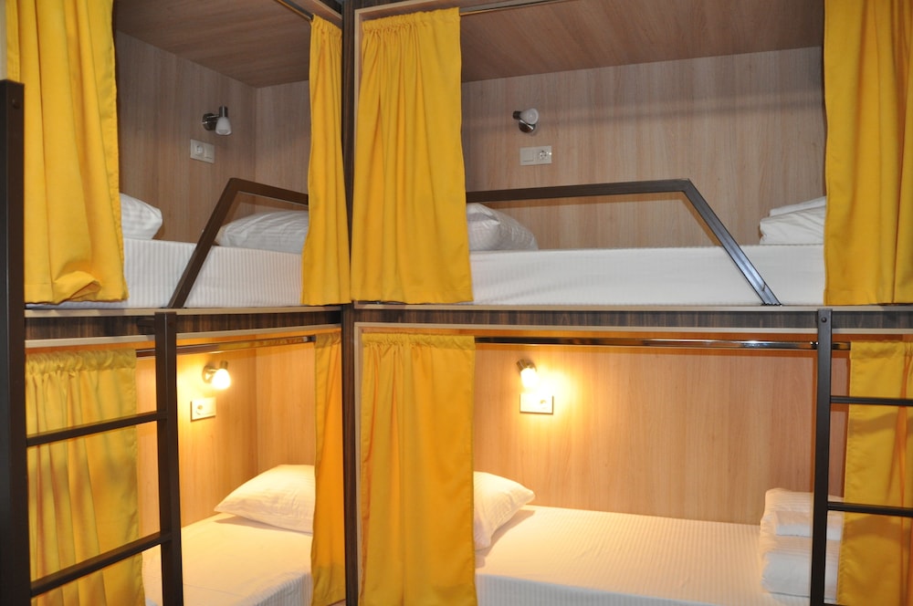 Pikasso - Hostel