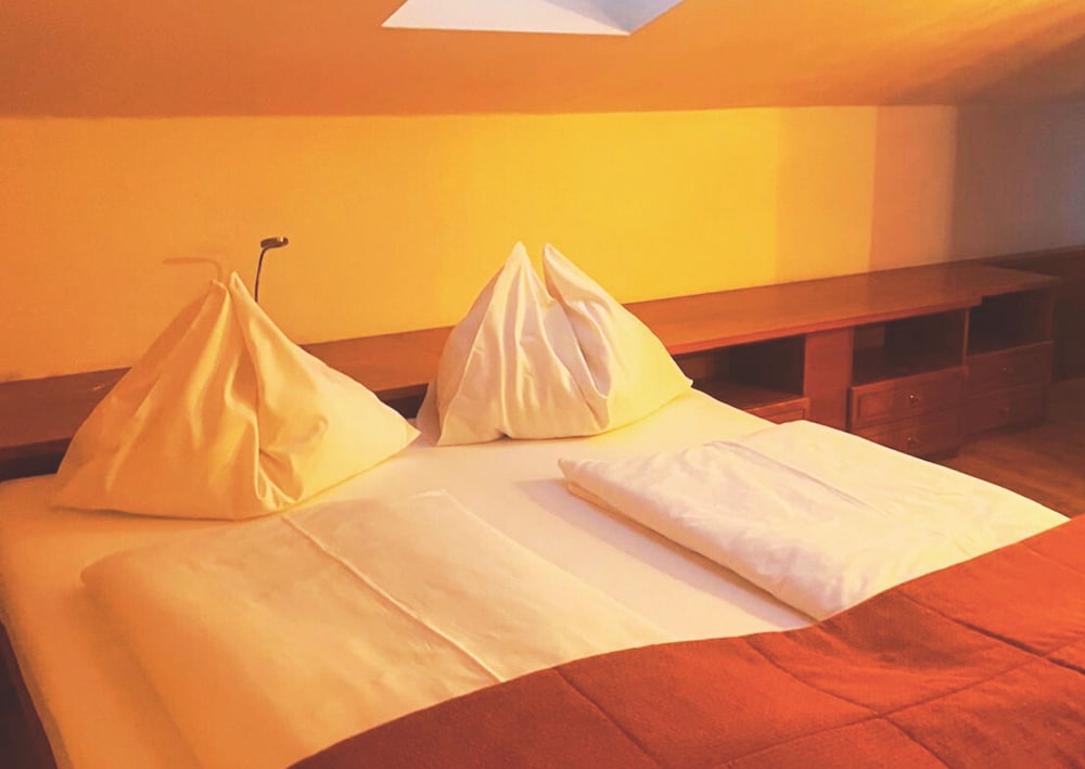 Gansl Hotel & Residences