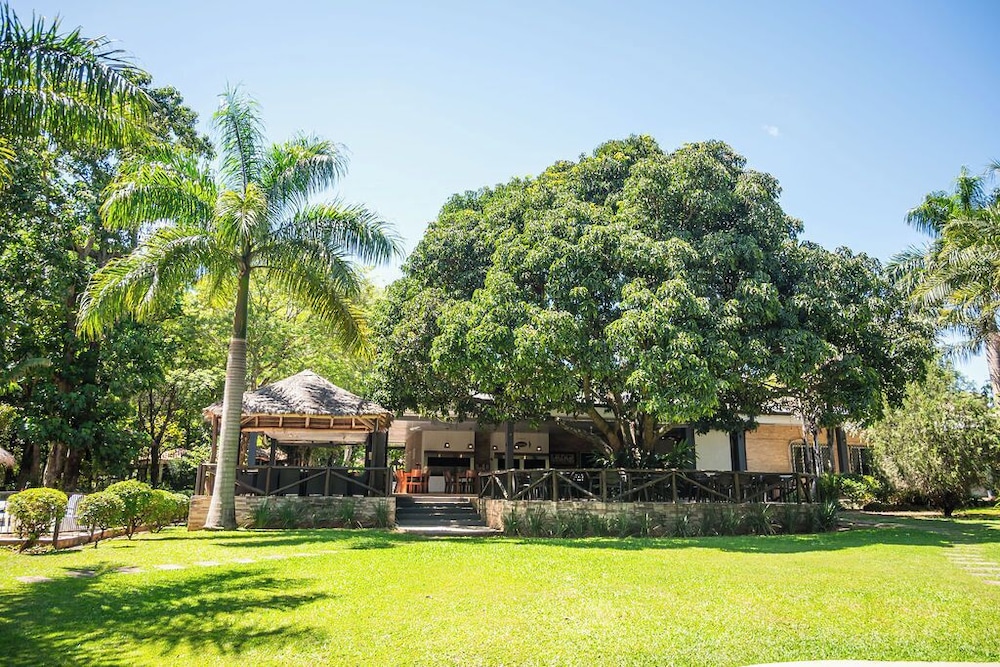 Papalo Resort Hotel