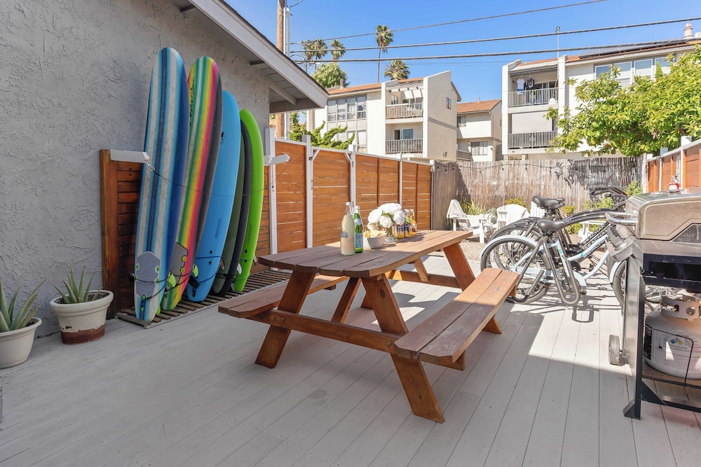 El Camino Surfhouse A by Avantstay Surfside Escape, Walk to Trestles Beach