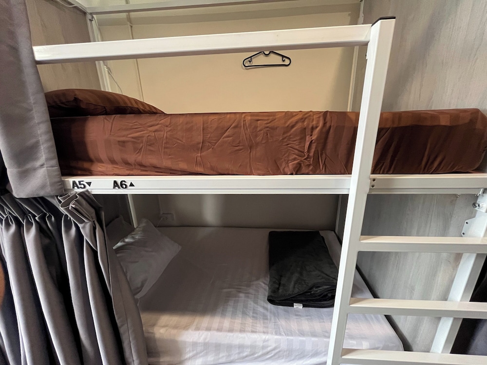 Round The Clock Hostel