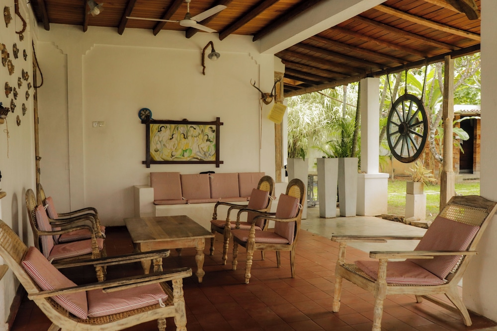 Deep Blue Sea Rental Villa