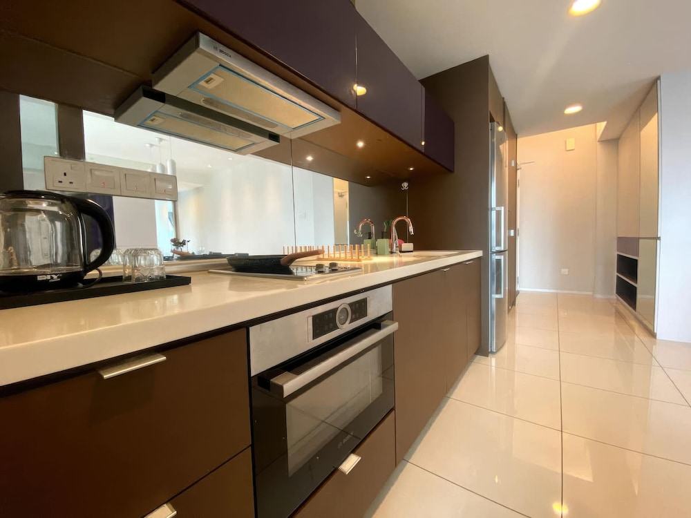 VERVE Suites KL South Apartments & Condo