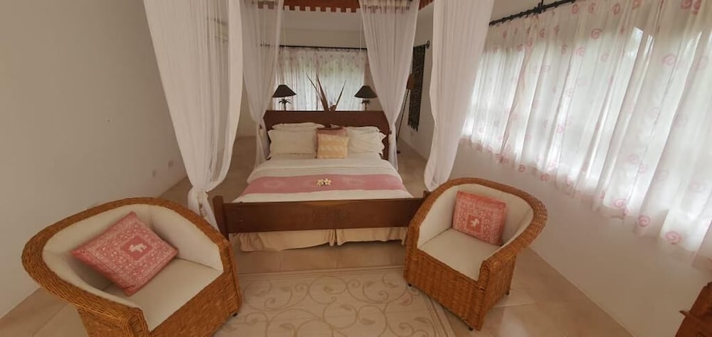 Villa 46 Vipingo Ridge view 4