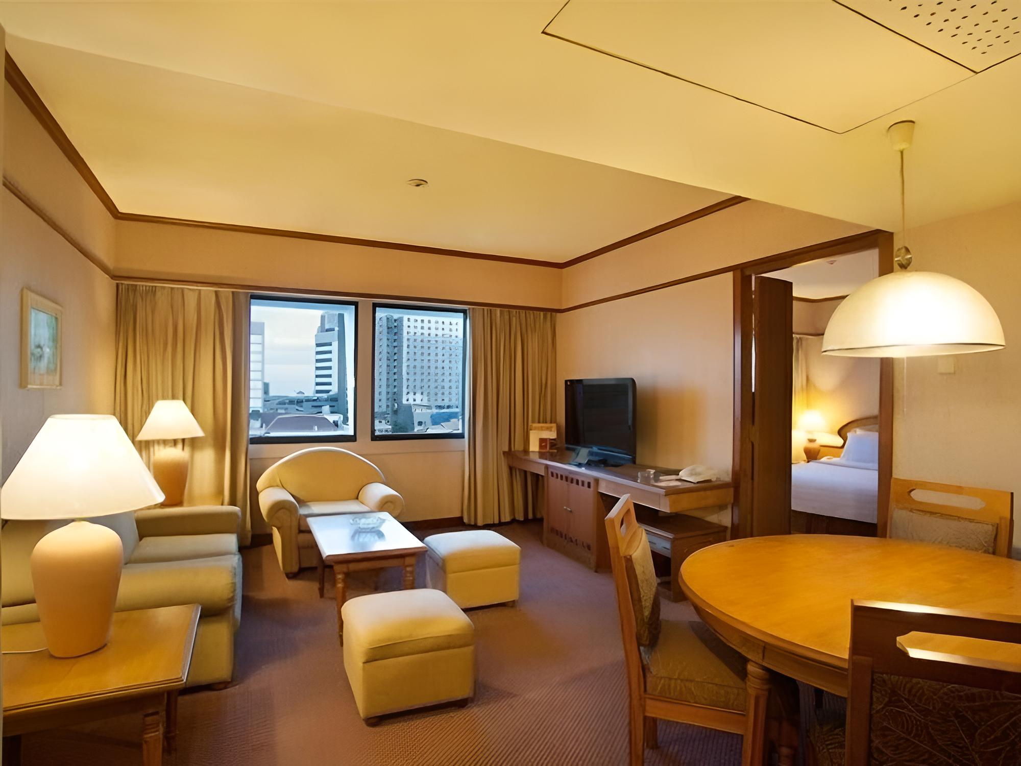 Hotel ELMI Surabaya