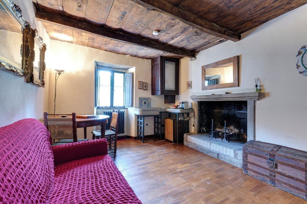 Entire Hilltop Villa With Private Pool In Palazzuolo Sul Senio