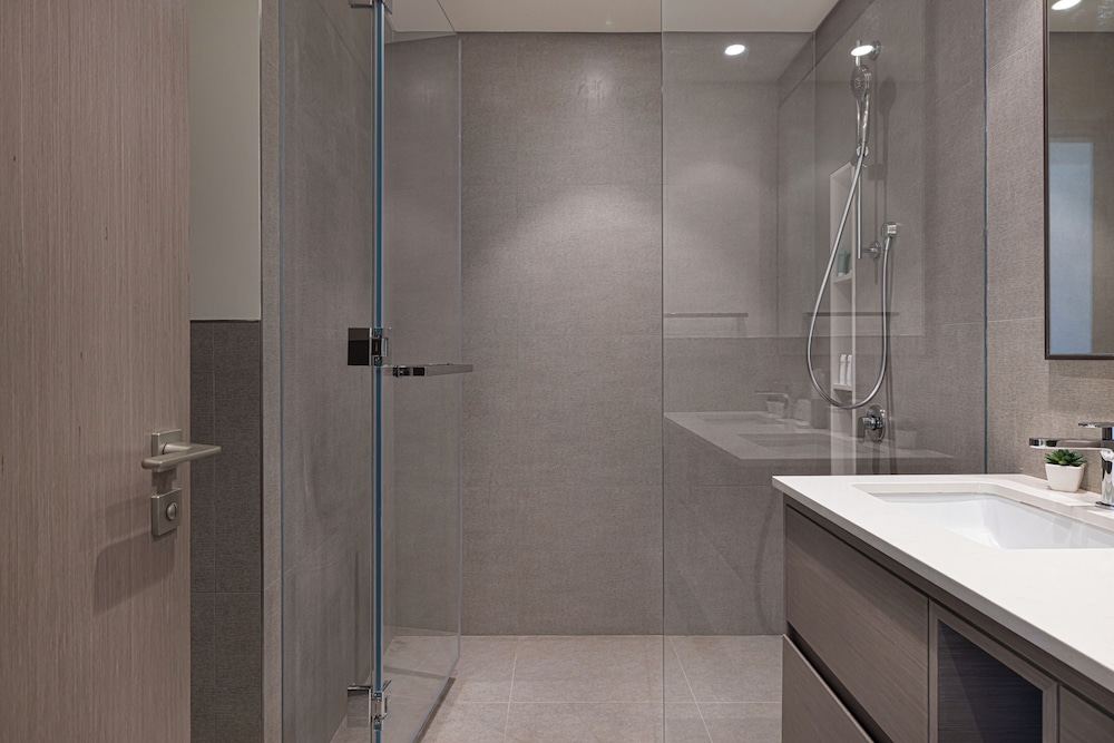 Grande Suites by Hostiva - Burj View