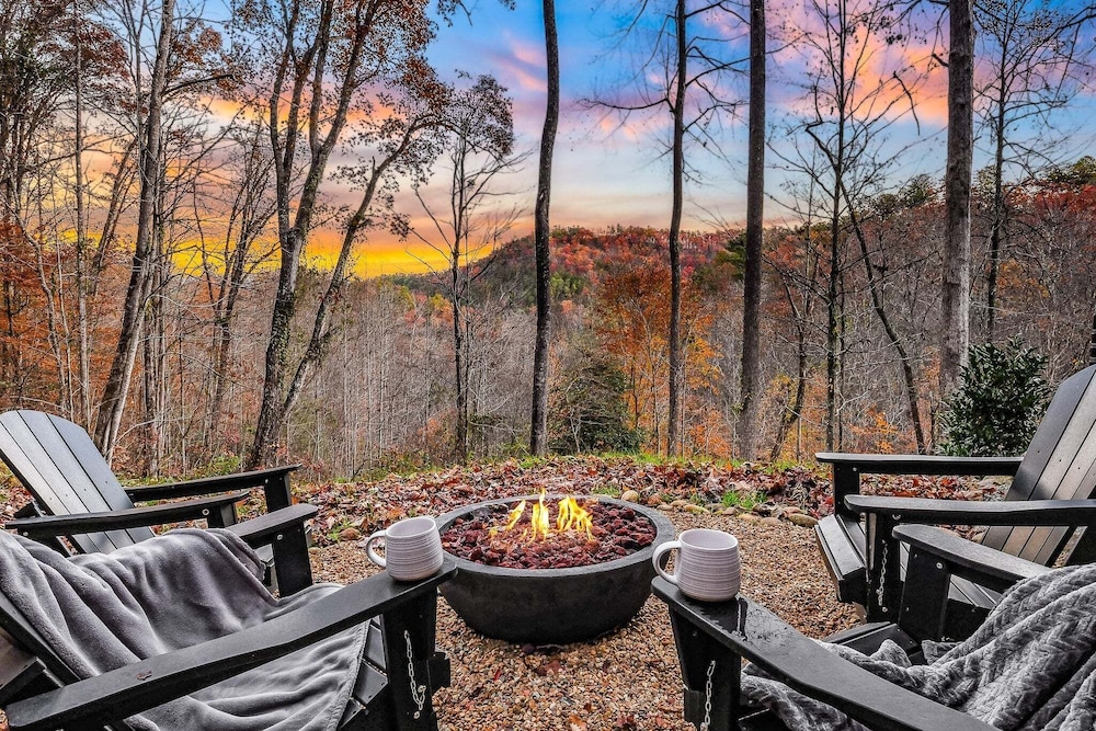 Pearl's Mountain Retreat 3 Bedroom Cabin