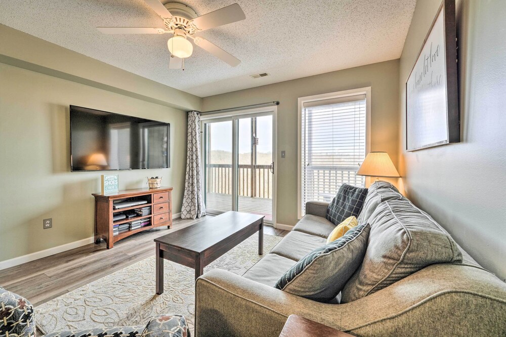 Branson Vacations - Inviting Branson West Condo w/ Pool Access - Property Image 1