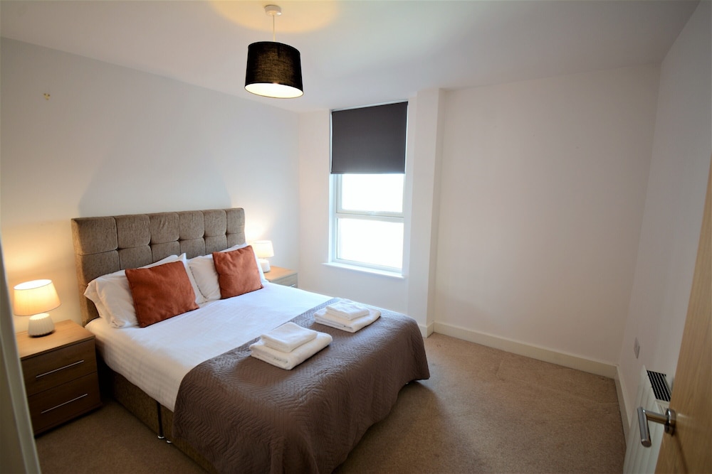 Kennet House Superior Serviced Apartment