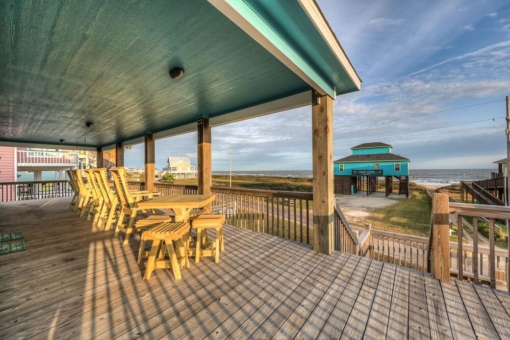 Once Upon A Tide 3 Bedroom Home by RedAwning