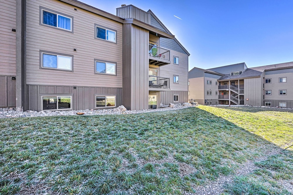 Hotel Chic 'hygge Hideaway' - 1 Mile to Ski Slopes! - Image 1