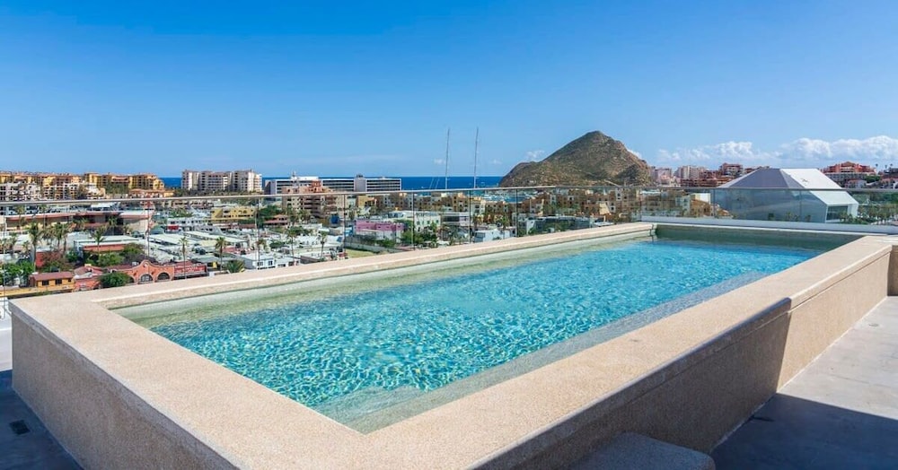 Amazing Apt With City View - Rooftop Pool