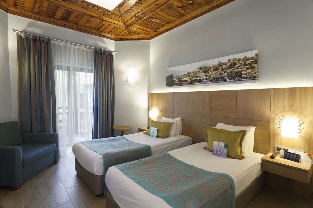 Club & Otel Letoonia - Image 52
