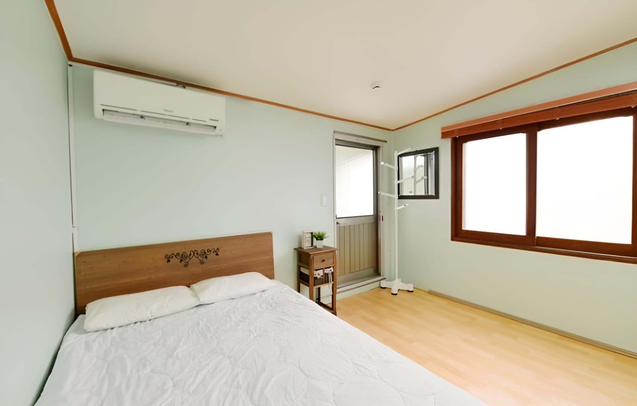 Taean Manripo Picnic Pension view 4