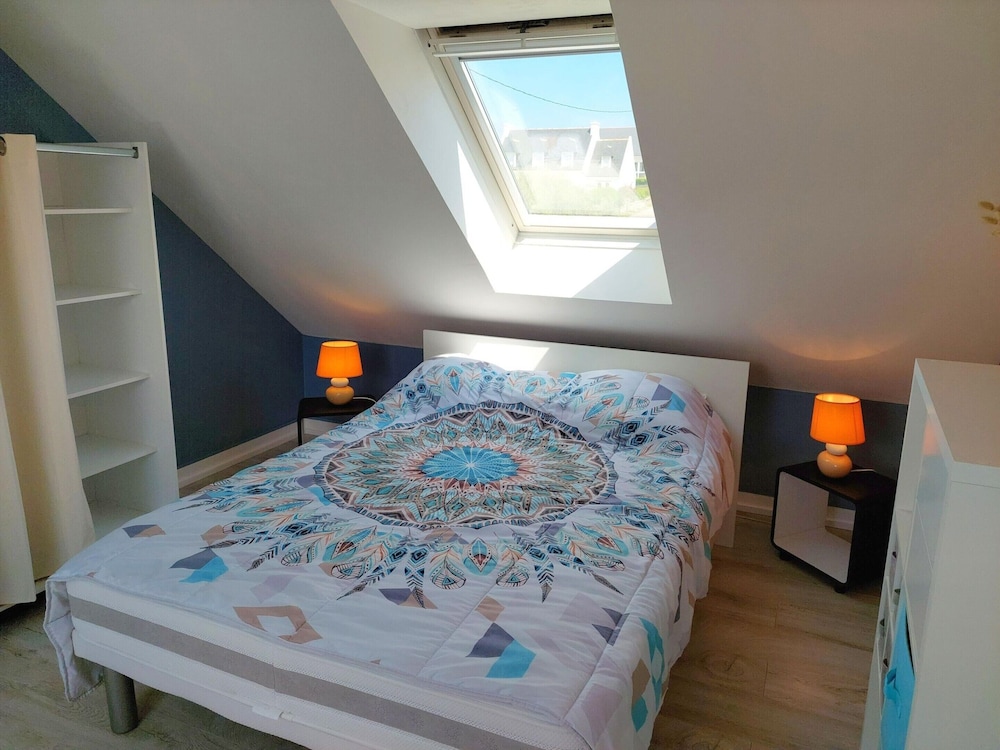 Holiday Home in Plouhinec by Audierne Bay