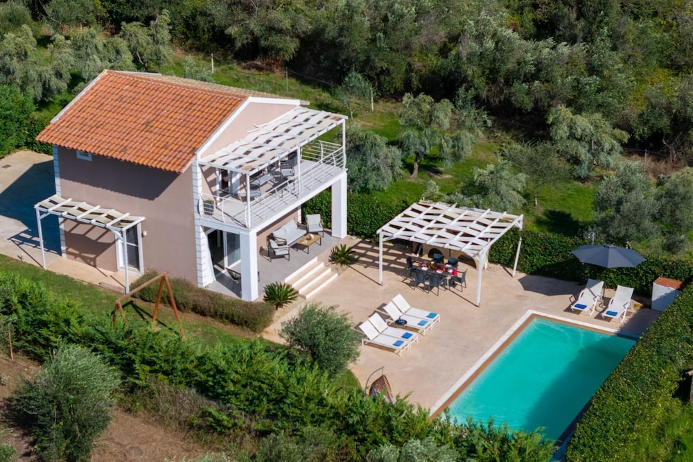 Villa Casa Di Billy in Chalikounas