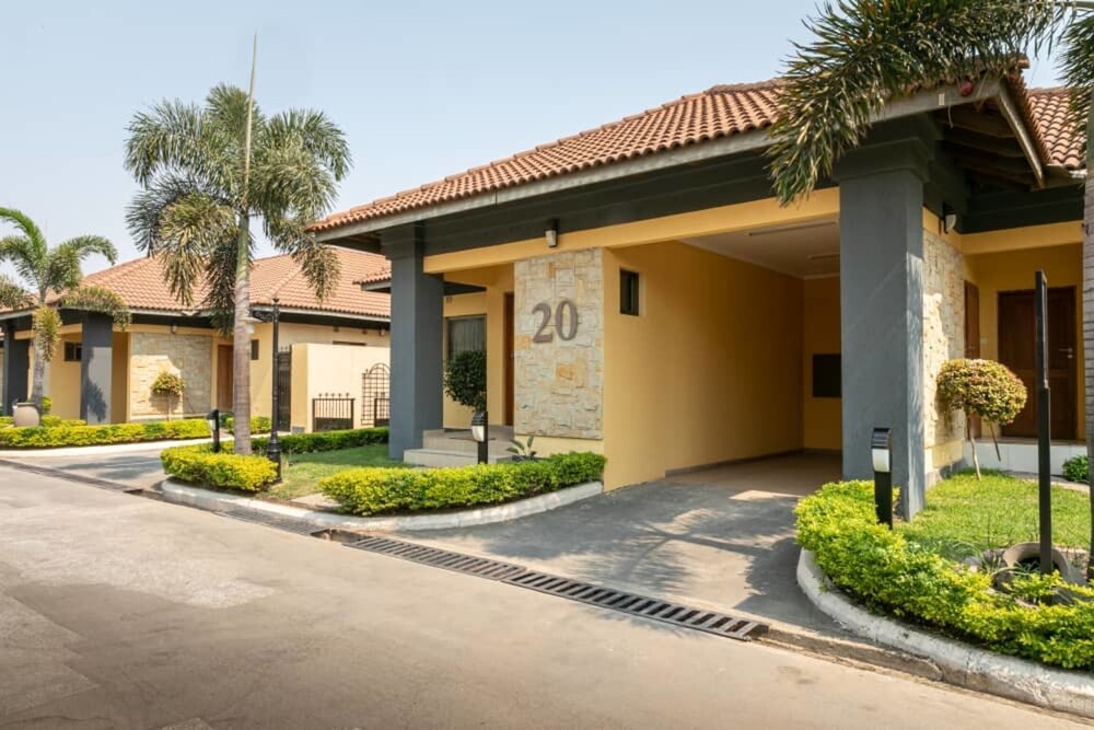 3 Bedrooms Exclusive Villa in Mass Media
