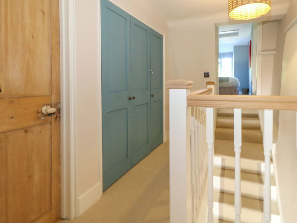 Holly Cottage
