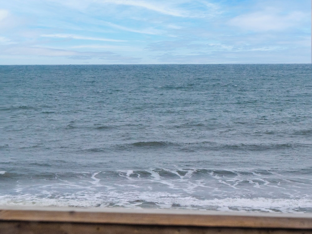 Ocean Splendor by Topsail Realty
