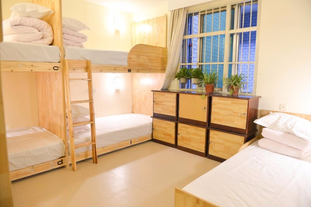 Guilin Cyan Box Hostel