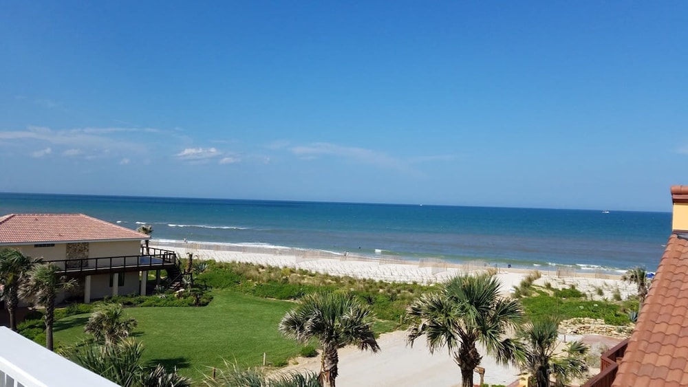Just Beachy A Luxury Retreat Sleeps 12 3 Levels With Elevator- Perfect for 1-3 Families
