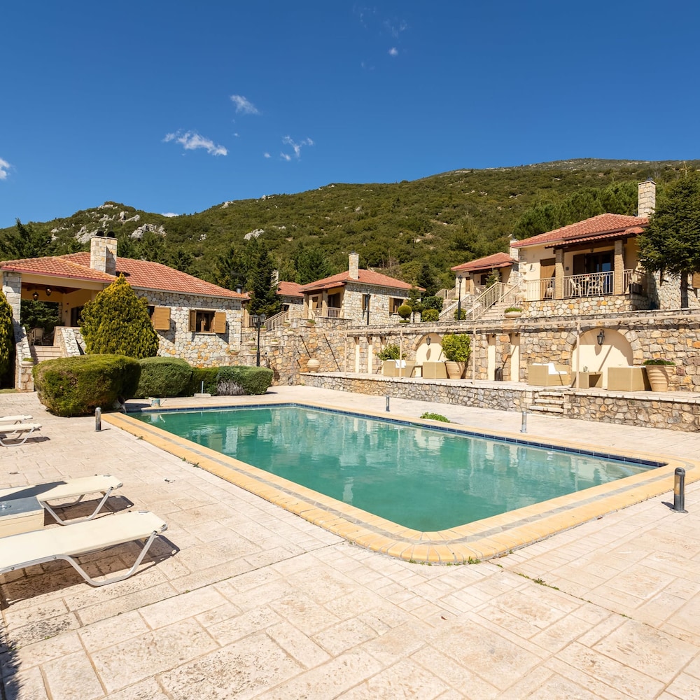 Pleiades Jewel Ilektra - Corinthos Pool Bliss photo 3