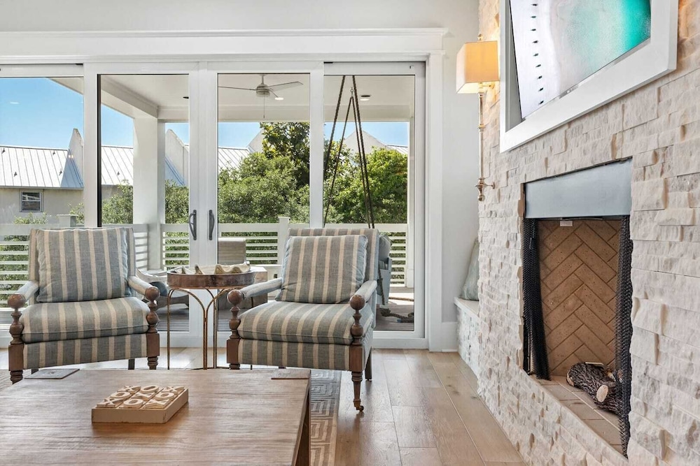 Endless Summer by Avantstay Oceanview, Private Pool, Golf Cart