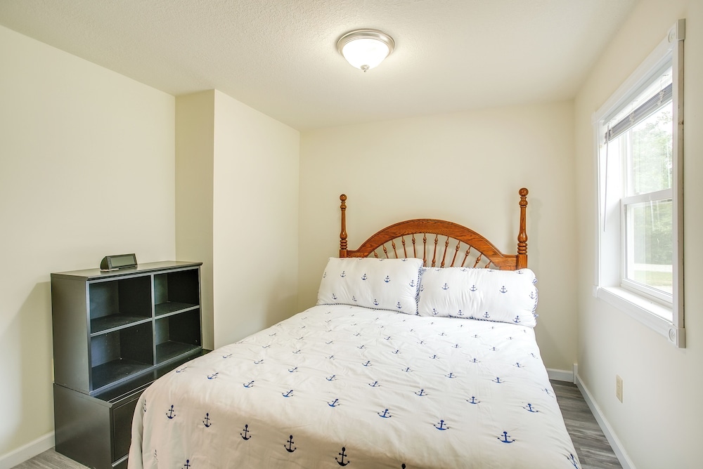 Grand Lake Getaway w/ Boat Dock in St Marys!