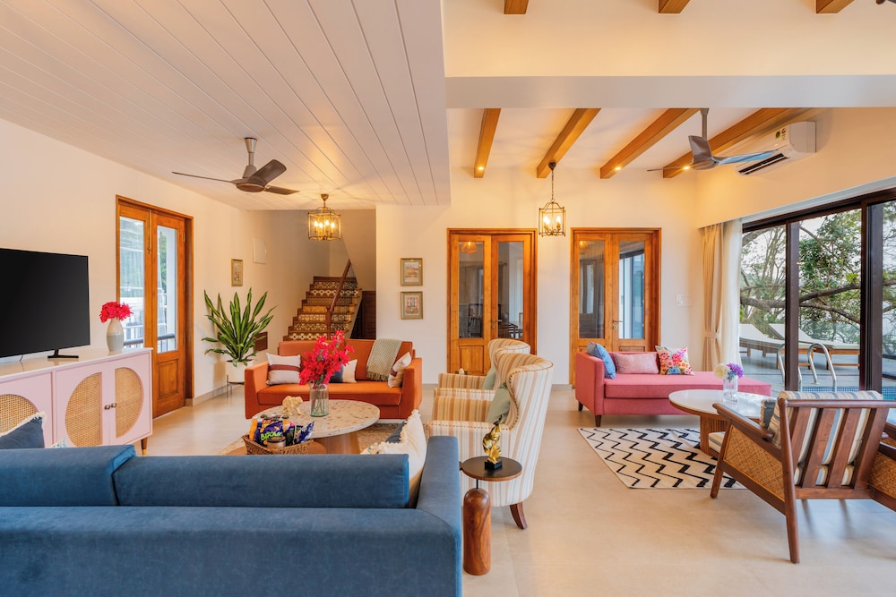 ELIVAAS VILLA FLEUVE