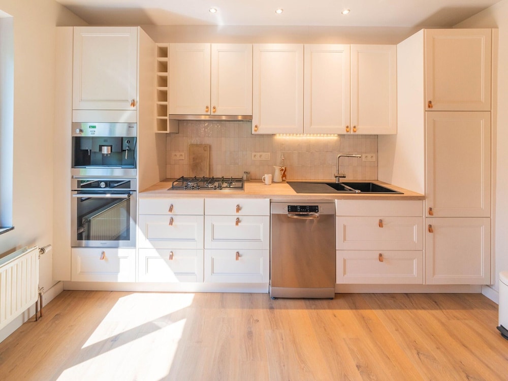 Cosy Holiday Home in Modave With Garden