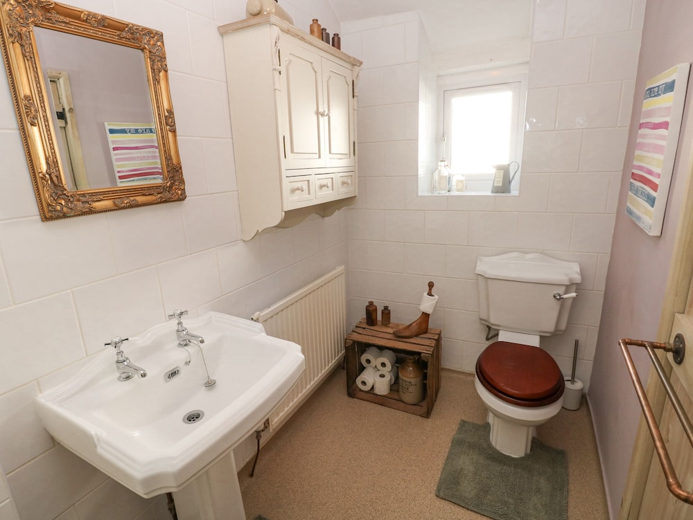 Hillside Holiday Cottage