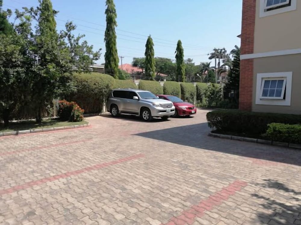 Waxride Residence