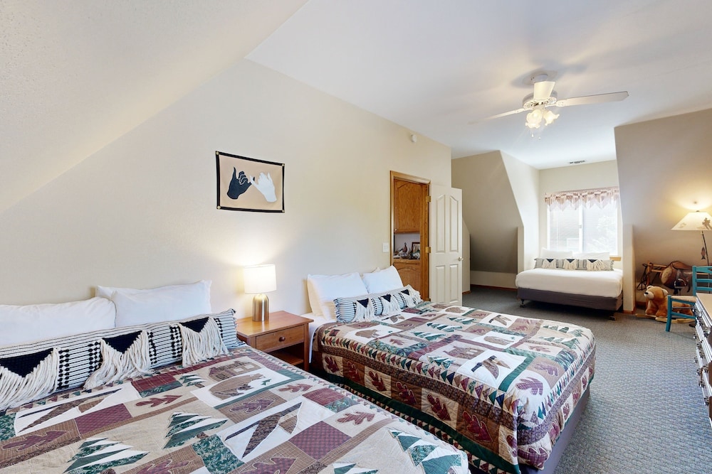 Moonridge Alameda #570