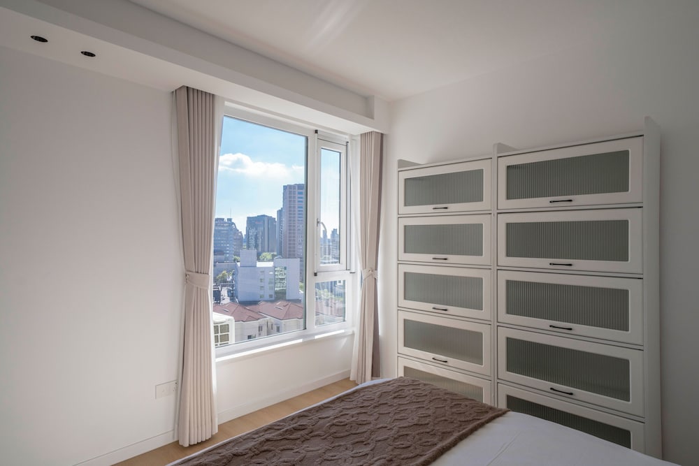Book and Bed - Xujiahui