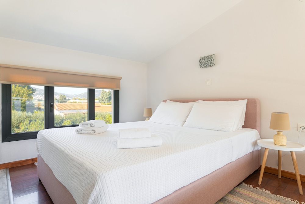 Naftilos Residences I view 3
