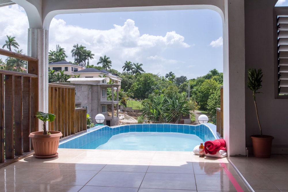 Diamond Villa Yoga & Wellness