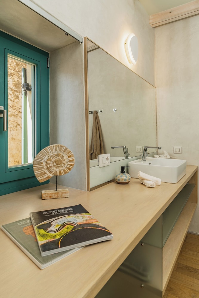 Panaretos Deluxe Maisonette