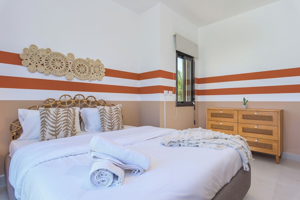 Glow Studios & Apartments in Batroun