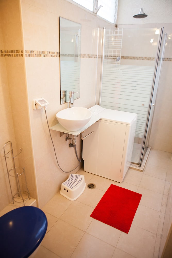 Bograshov TLV - Property Image 3